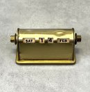 画像: ブラス製 デスクトップ パーペチュアルカレンダー (VINTAGE) 「Antique Goods」入荷しました。