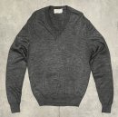 画像: 70'S BROOKS BROTHERS "BROOKSGATE" Vネック セーター チャコール イスラエル製 (VINTAGE)「Knit」入荷しました。