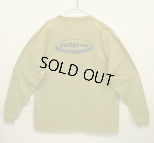 画像1: 90'S PATAGONIA 黒タグ オーバルロゴ バックプリント 長袖 Tシャツ ピスタチオ USA製 (VINTAGE)