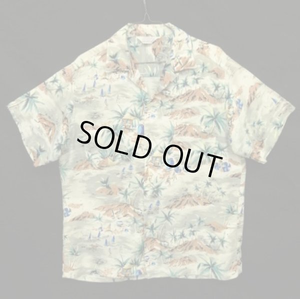 画像1: 60'S ALOHA SHIRT "三角タグ" レーヨン 半袖 オープンカラーシャツ 総柄 (VINTAGE)