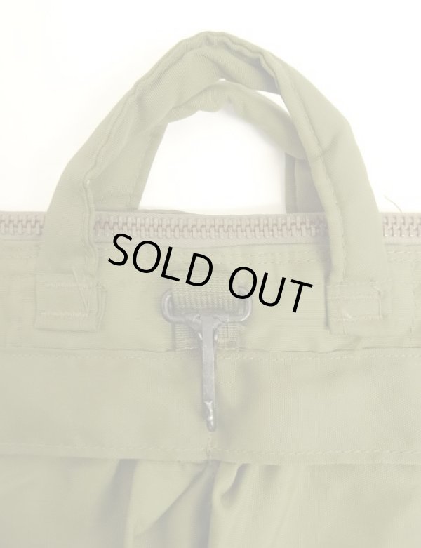 画像4: 80'S アメリカ軍 USAF フライヤーズ ヘルメットバッグ SERVALブラスジップ (VINTAGE)