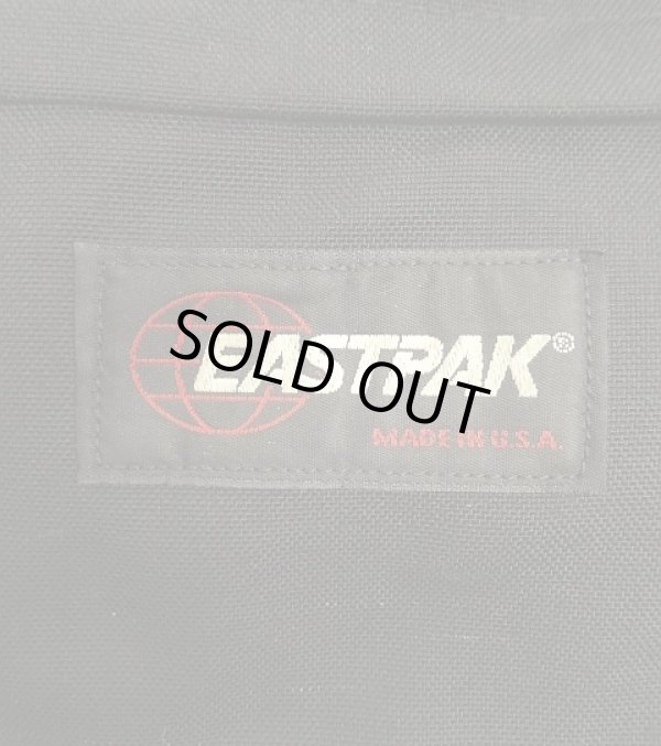 画像2: 80'S EASTPAK 旧タグ ボトムレザー ナイロン バックパック ブラック USA製 (VINTAGE)