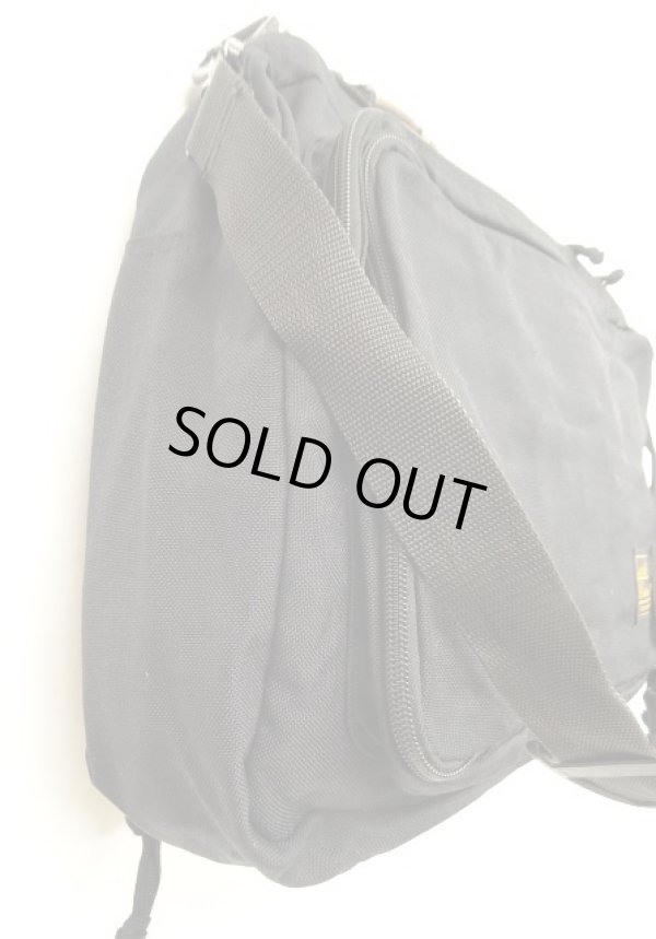 画像4: 90'S EDDIE BAUER 黒タグ 2WAY ナイロンバッグ ブラック (VINTAGE)