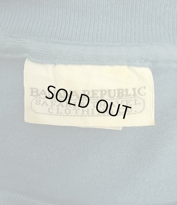 画像2: 80'S BANANA REPUBLIC シングルステッチ 耳付きポケット 半袖 Tシャツ ブルー USA製 (VINTAGE)