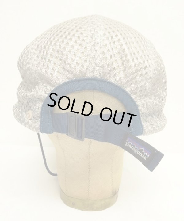 画像7: 90'S PATAGONIA ネックガード付き ナイロン メッシュキャップ ライトブルー USA製 (VINTAGE)