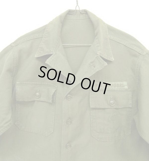 画像2: 60'S アメリカ軍 USMC "1st MODEL" OG107 ステンシル入り コットンサテン ユーティリティシャツ (VINTAGE)