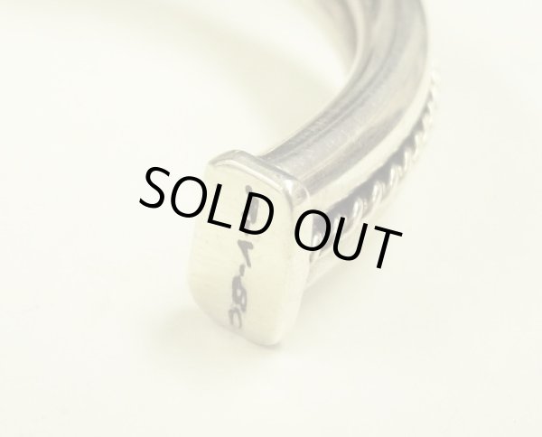 画像5: ナバホ族 インディアンジュエリー "STEVE ARVISO" ホースウィスパラー シルバーバングル (NEW)