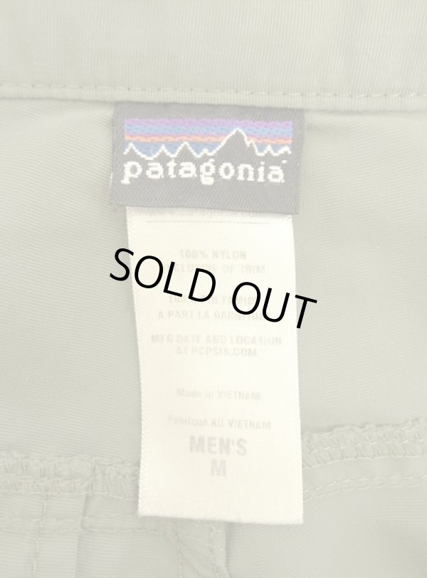 画像2: PATAGONIA サイドジップ付きポケット ナイロンショーツ フェードカーキ (USED)