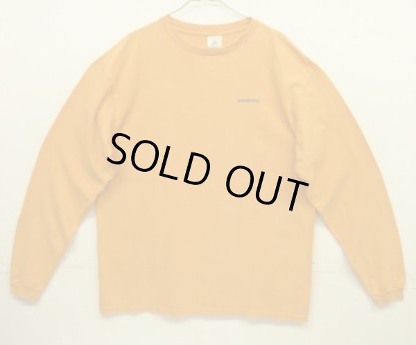 画像3: 90'S PATAGONIA "BENEFICIAL T'S" オーバルロゴ バックプリント 長袖 Tシャツ オレンジ USA製 (VINTAGE)