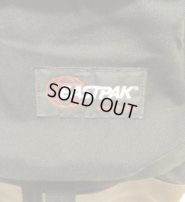 画像3: 80'S EASTPAK 旧タグ 両サイド収納付き ボトムレザー ナイロン バックパック ブラック USA製 (VINTAGE)