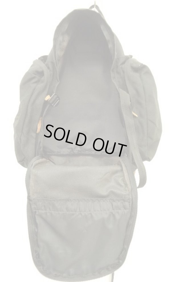 画像5: 80'S EASTPAK 旧タグ 両サイド収納付き ボトムレザー ナイロン バックパック ブラック USA製 (VINTAGE)