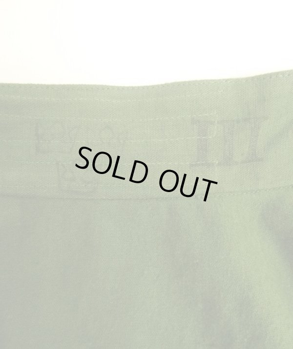 画像2: 50'S スウェーデン軍 M55 初期モデル スタンドカラーシャツ ダークグリーン (DEADSTOCK)