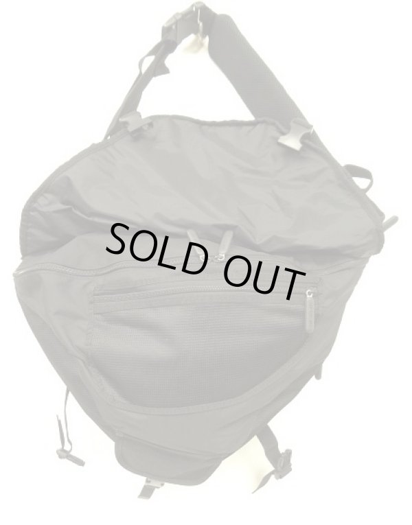 画像3: 00'S GAP 旧タグ ナイロン ワンショルダーバッグ ブラック (VINTAGE)