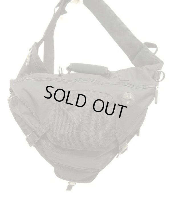 画像2: 00'S GAP 旧タグ ナイロン ワンショルダーバッグ ブラック (VINTAGE)