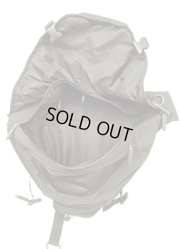 画像4: 00'S GAP 旧タグ ナイロン ワンショルダーバッグ ブラック (VINTAGE)