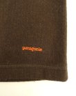 画像3: 05'S PATAGONIA 裾ロゴ Vネック ニット ダークブラウン USA製 (VINTAGE)