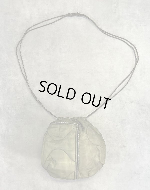 画像3: ODDMENT "QUILTING POUCH" アメリカ軍 キルティングライナー解体再構築 ポーチ オリーブ (REMAKE)