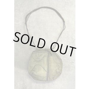 画像: ODDMENT "QUILTING POUCH" アメリカ軍 キルティングライナー解体再構築 ポーチ オリーブ (REMAKE)