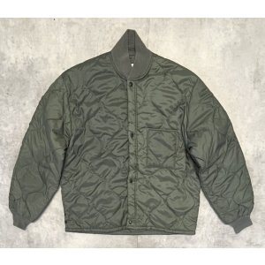 画像: 70'S アメリカ軍 USAF "CWU-9/P" キルティング ライナージャケット セージグリーン (VINTAGE) 