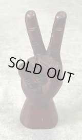 画像: ウッドカービング ピースサイン ハンドサイン オーナメント オブジェ 手彫り 置物 (VINTAGE)