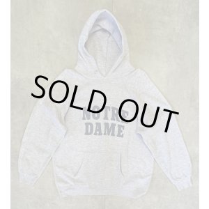 画像: 80'S CHAMPION "NOTRE DAME" トリコタグ 染み込みプリント パーカー グレー USA製 (VINTAGE)