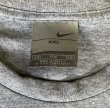 画像2: 00'S NIKE センターロゴ 半袖 Tシャツ グレー (VINTAGE)