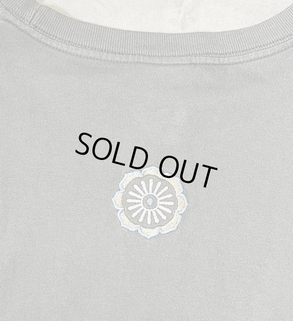 画像5: 00'S PATAGONIA  x LOTUS DESIGNS "BENEFICIAL T'S" 両面ロゴ刺繍 長袖 Tシャツ オリーブ (VINTAGE)