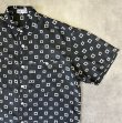 画像3: AVANTI シルク100% 半袖 シャツ チャコール/ホワイト 総柄 (VINTAGE)