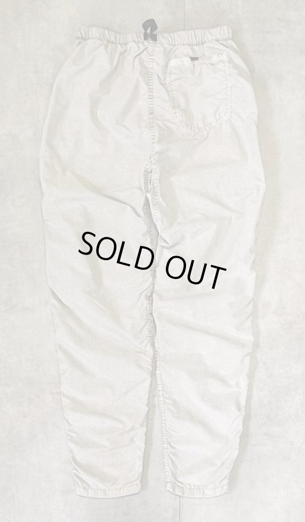 画像3: 90'S GRAMICCI 旧ロゴ ベルト付き ナイロンパンツ ベージュ USA製 (VINTAGE)