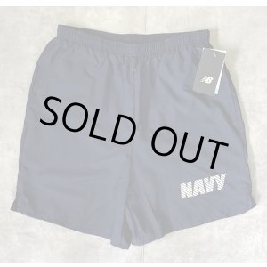画像: アメリカ軍 US NAVY "NEW BALANCE製" ナイロン トレーニングショーツ USA製 (DEADSTOCK)