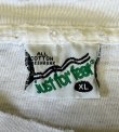 画像2: 90'S JUST FOR FEET "NEW BALANCE 1600" シングルステッチ 両面＆袖プリント 半袖 Tシャツ ホワイト USA製 (VINTAGE)
