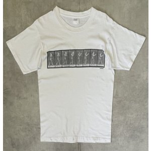 画像: 90'S FOTOFOLIO "EADWEARD MUYBRIDGE" シングルステッチ 両面プリント 半袖 Tシャツ ホワイト USA製 (VINTAGE)