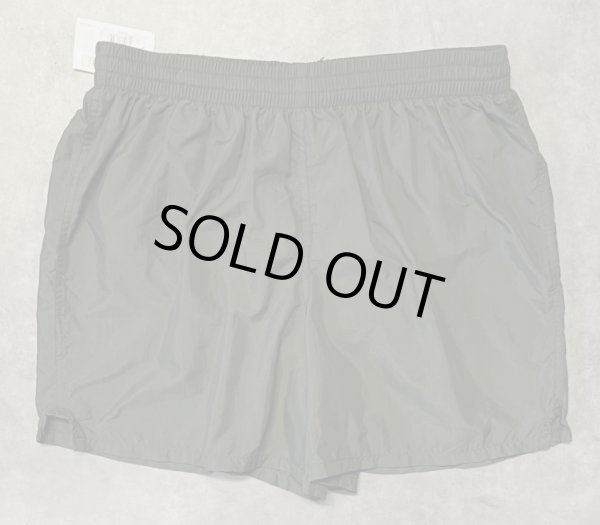 画像1: アメリカ軍 US ARMY IPFU ナイロン トレーニングショーツ オリーブ (DEADSTOCK)
