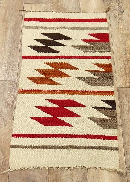 画像: Navajo Rug 「Antique Goods」 入荷しました。