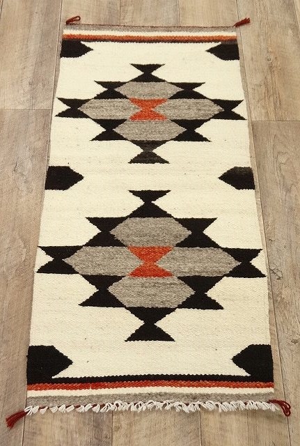 画像: Navajo Rug 「Antique Goods」 入荷しました。