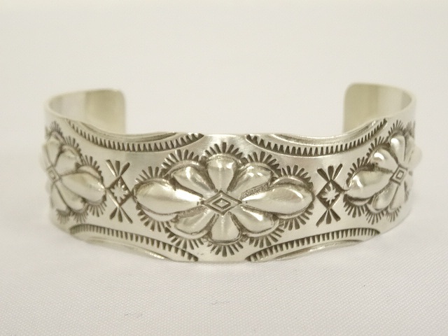 画像: Navajo Indian Jewelry "Julia Smith" 「Accessorie」 入荷しました。
