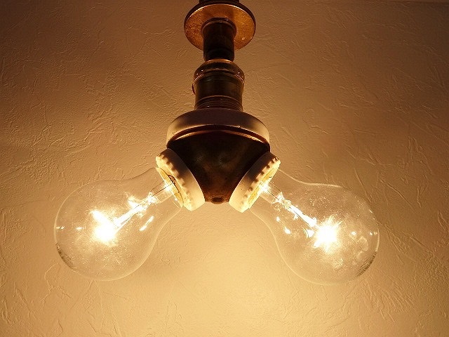 画像: 1900'S U.E.CO INC Double Cluster Socket 「Antique Goods」 入荷しました。