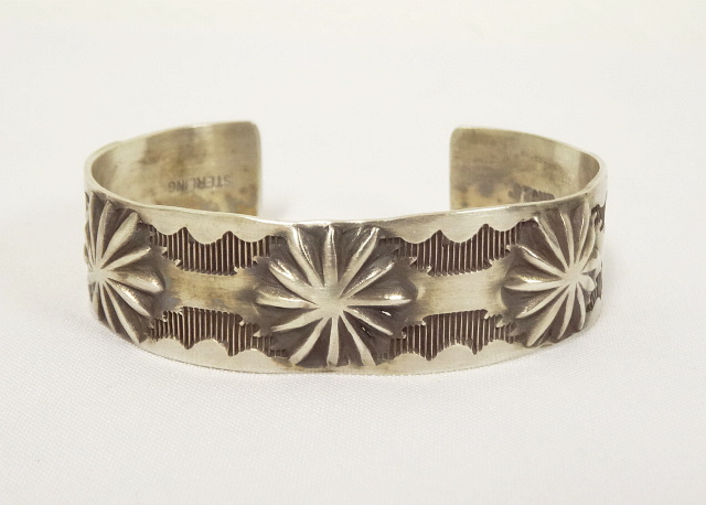 画像: Navajo Indian Jewelry "Jerald Tahe" 「Accessorie」 入荷しました。