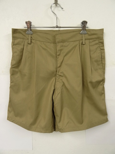 画像: イタリア軍 A.M.I. プリーツ入り チノショーツ (DEADSTOCK) 「Shorts」 入荷しました。