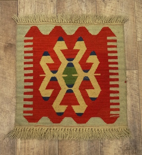 画像: ハンドウーブン ラグ 45cm x 45cm (ANTIQUE) 「Antique Goods」 入荷しました。