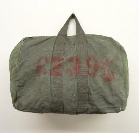画像: 80'S アメリカ軍 USAF フライヤーズキットバッグ (VINTAGE) 「Bag」 入荷しました。