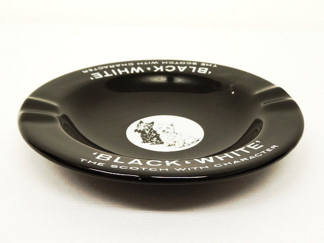画像: BLACK & WHITE 陶器製 アッシュトレイ 灰皿 イギリス製 (ANTIQUE) 「Antique Goods」 入荷しました。