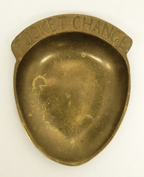 画像: ブラス製 POCKET CHANGE マネートレイ 小物入れ (ANTIQUE) 「Antique Goods」 入荷しました。