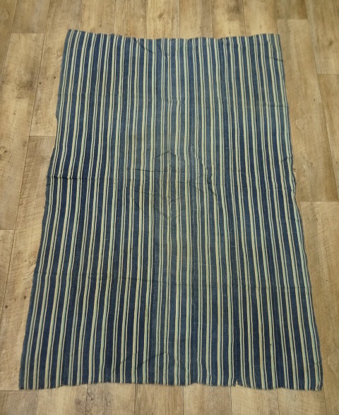 画像: アフリカン インディゴ ファブリック INDIGO STRIPE 157cm x 108cm (ANTIQUE) 「Antique Goods」 入荷しました。