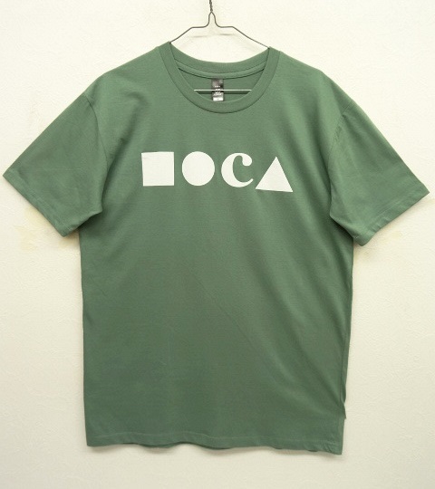 画像: MOCA LA ロサンゼルス現代美術館 半袖 Tシャツ グリーン 日本未発売 (NEW) 「T-Shirt」 入荷しました。