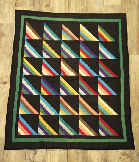 画像: パッチワーク キルト ラグ ハンドメイド 123cm x 103cm (ANTIQUE) 「Antique Goods」 入荷しました。