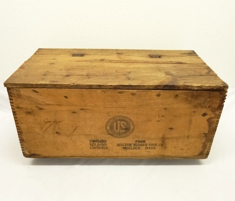 画像: 30'S UNITED STATES RUBBER COMPANY キャスター付き ウッドボックス (ANTIQUE) 「Antique Goods」 入荷しました。