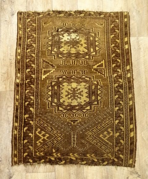 画像: オールド トライバルラグ 94cm x 72cm (ANTIQUE) 「Antique Goods」 入荷しました。