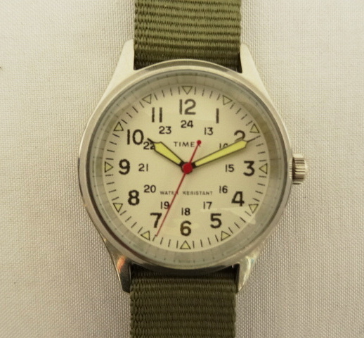 画像: J.CREW x TIMEX フィールドウォッチ ミリタリーグリーン (USED) 「Accessorie」 入荷しました。