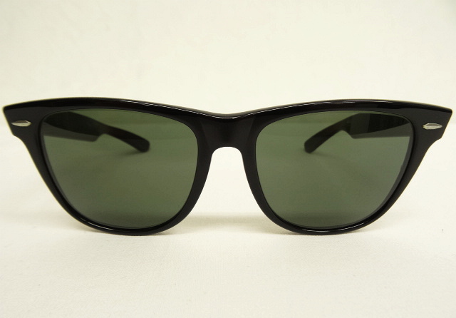 画像: 90'S B&L ボシュロム製 RAY-BAN "WAYFARER 2" サングラス ブラック USA製 (VINTAGE) 「Accessorie」 入荷しました。